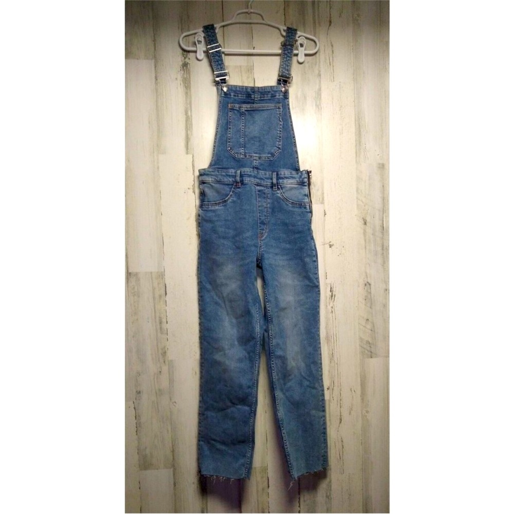H&M women’s overalls (fits like a 4)